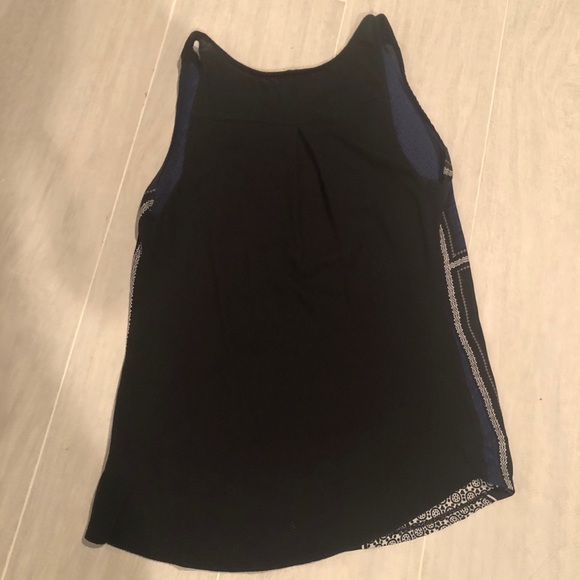 Express Zipper Tank - Picture 2 of 2